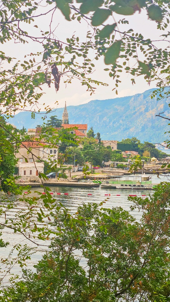 kierunek-balkany-lato-2025-odcinek-8-riwiera-czarnogory-budva-i-zatoka-kotorska-2898.jpg