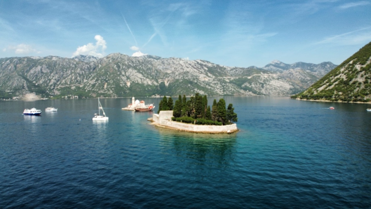 kierunek-balkany-lato-2025-odcinek-8-riwiera-czarnogory-budva-i-zatoka-kotorska-2921.jpg