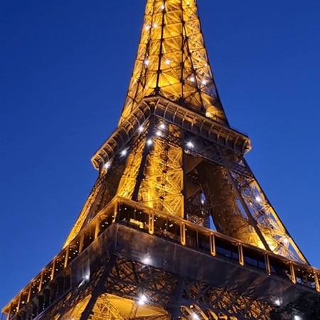 Wakacje 2022 Przystanek 1 Jedna upalna noc w Paryżu i zamek Chenonceau nad Loarą