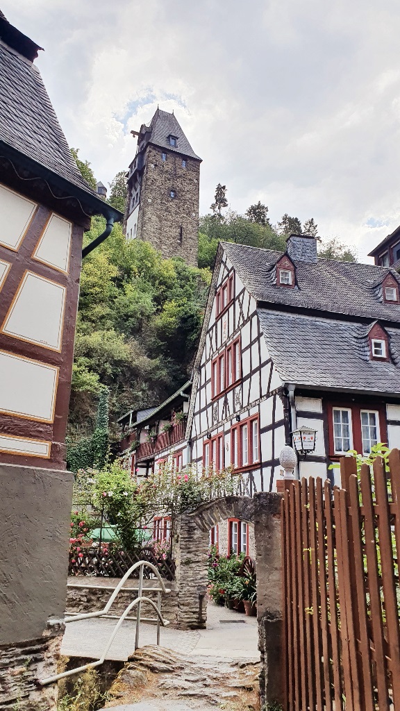 wakacje-2020-przystanek-3-bacharach-i-dolina-renu-129.jpg