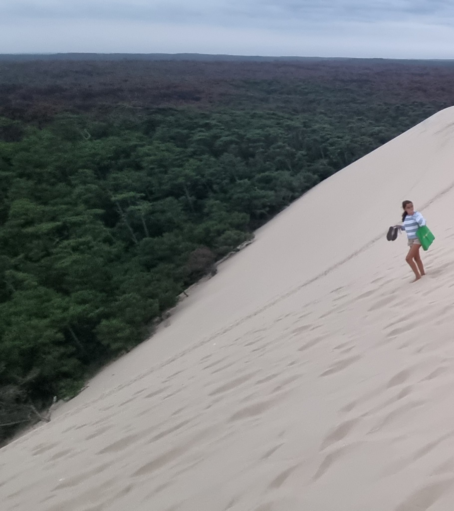 wakacje-2022-przystanek-3-dune-du-pyla-najwieksza-wydma-europy-910.jpg